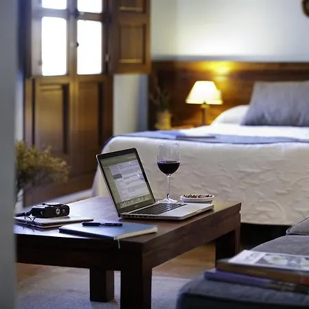 La Font D'alcala Hotell *